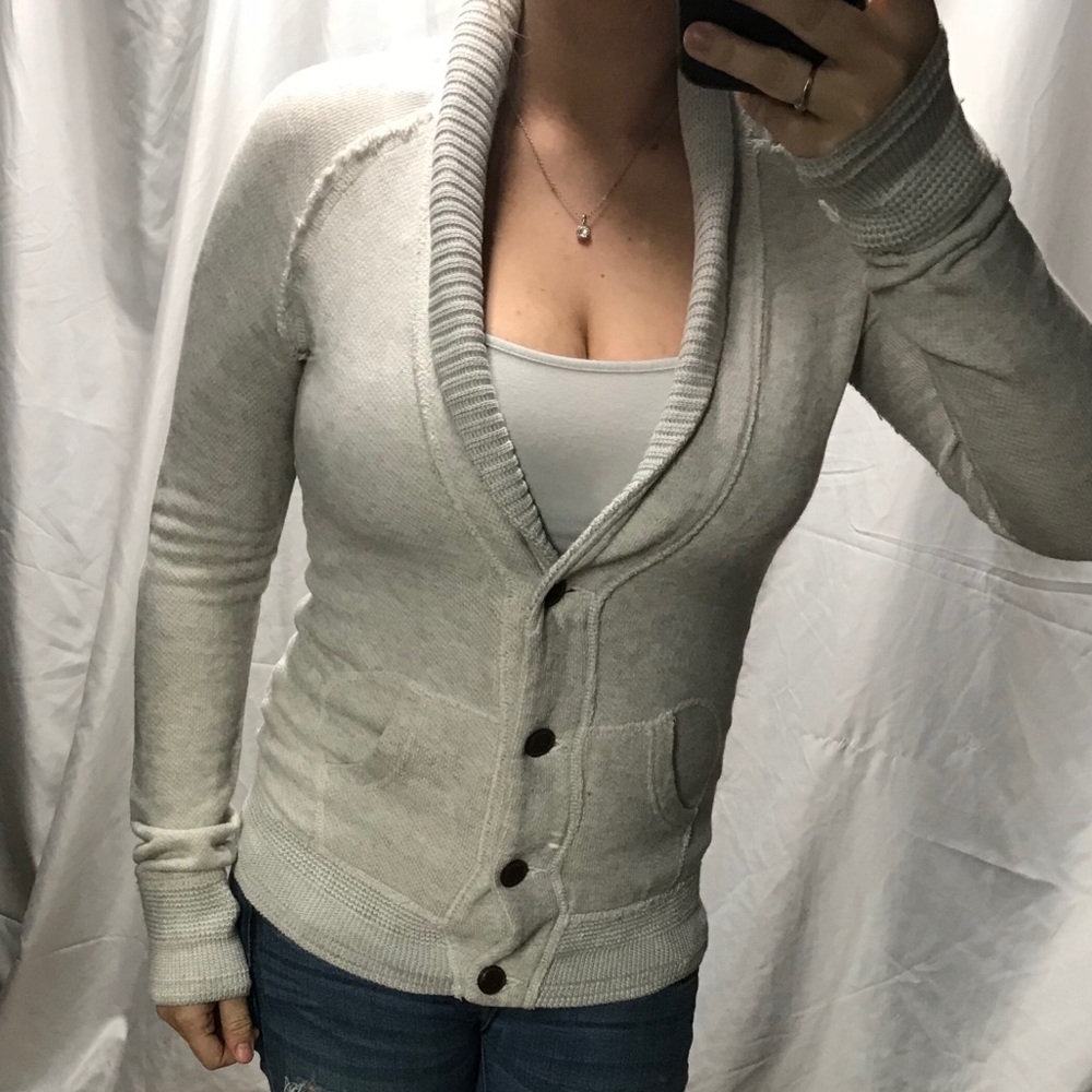 Four button cardigan - Picture 2 of 2